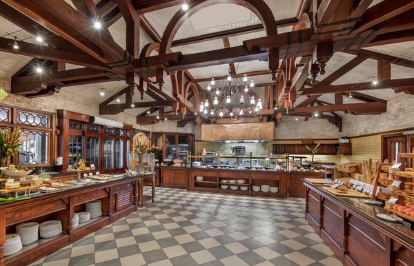 HLT_RESTAURANT-ANNABELLAS-11-601x386-68da142