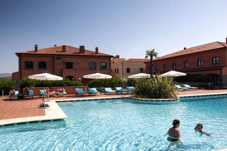 26_swimming-pool_il-picciolo-etna-golf-resort--spa_2_50928896636_o
