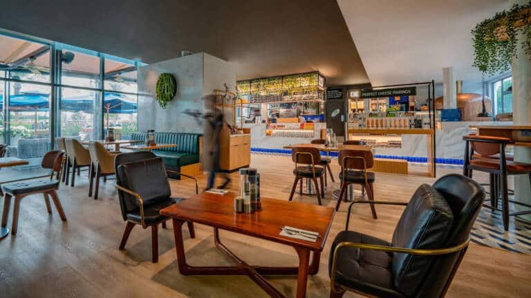 DXBPH-P0730-Jones-The-Grocer-Dining-Area