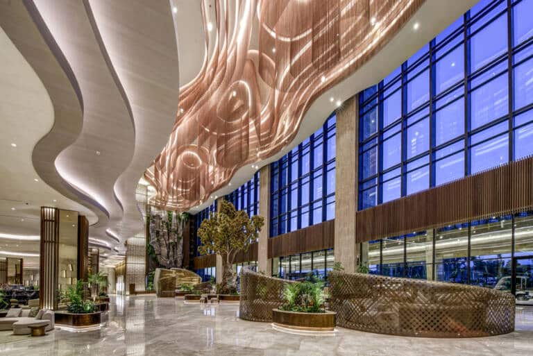 REGNUM_THE_CROWN_CROWN_LOBBY-011