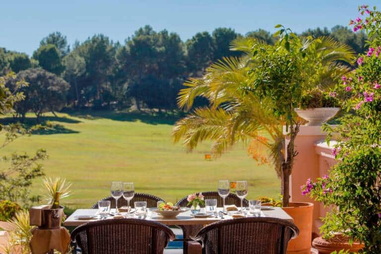 alcmm-restaurant-9513-hor-clsc