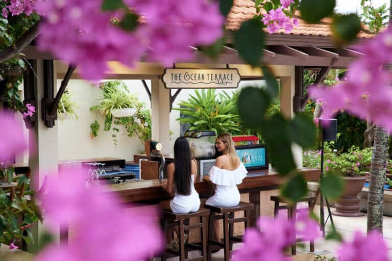 Furama-Resort-Danang-Vietnam-Culinary-ocean-terrace