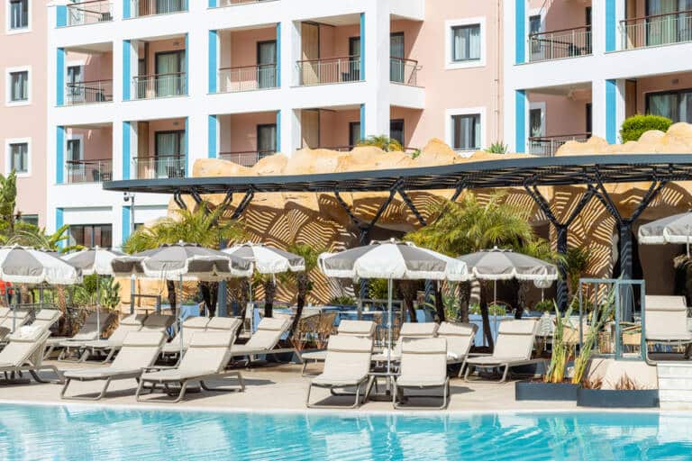 Hilton Vilamoura main Pool IV