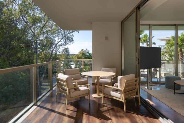 mc-faopv-pool-balcony-view-17759_Classic-Hor