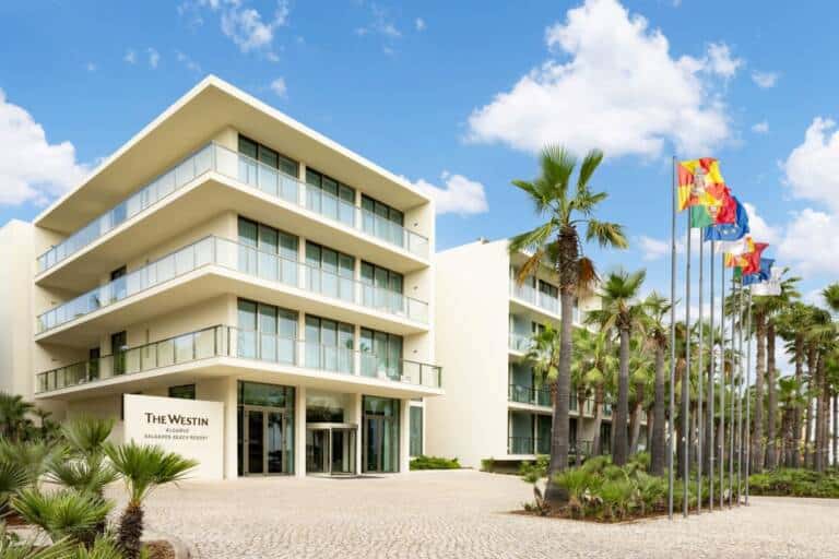 wi-faoaa-hotel-fa-ade-23812_Classic-Hor