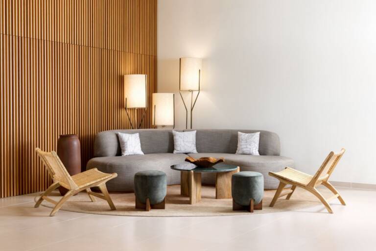 wi-faoaa-hotel-lobby-21000_Classic-Hor