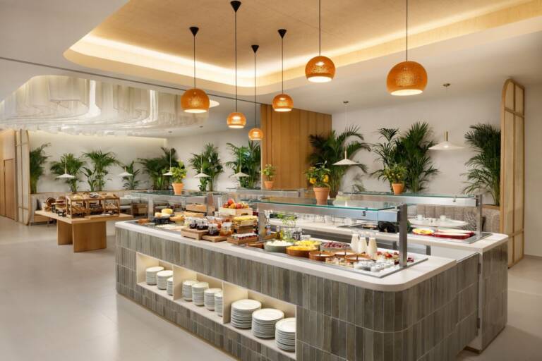 wi-faoaa-in-season-restaurant-21313_Classic-Hor