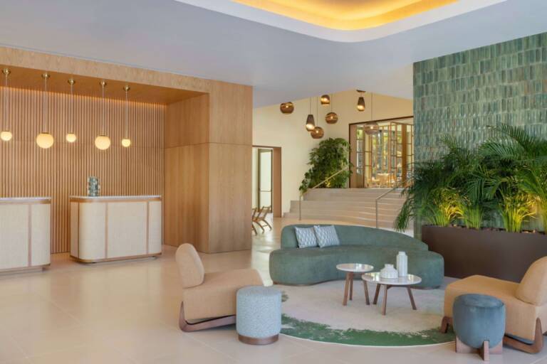 wi-faoaa-lobby---welcome-area-11622_Classic-Hor