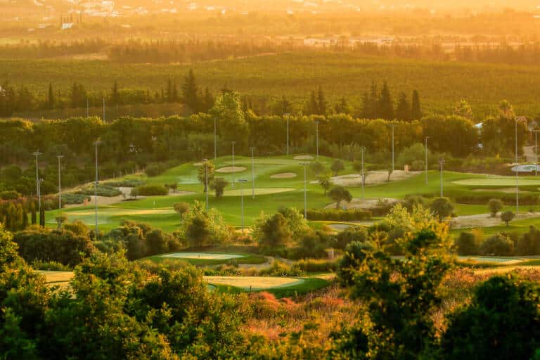 AGR_Academy PAR 3