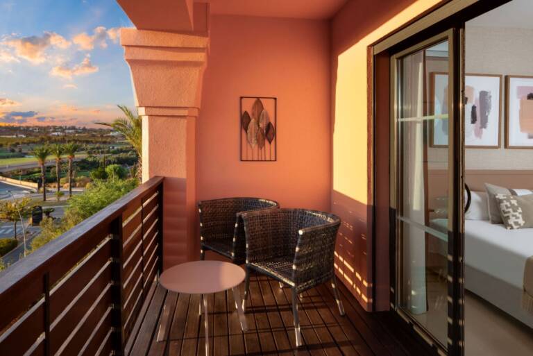 balcony